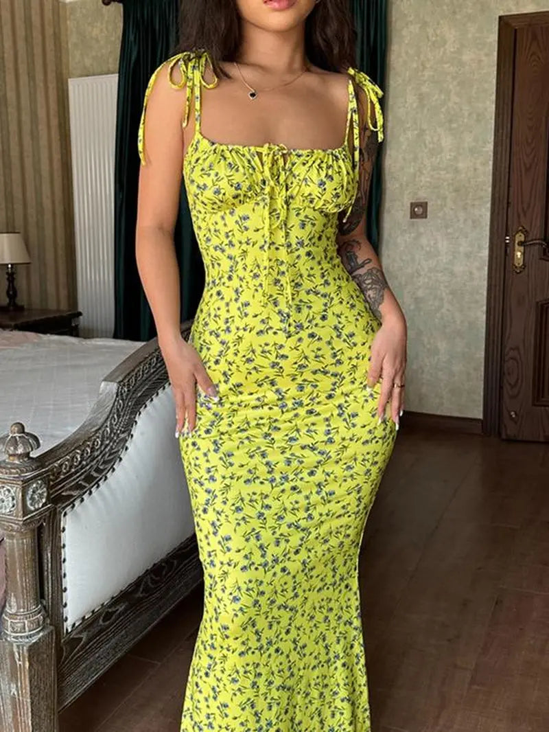 Women'S Ditsy Floral Print Backless Tie Shoulder Mermaid Dress, Elegant Tie Front Maxi Cami Bodycon Dress for Holiday Party, Summer Clothes Women, Summer Dresses for Women